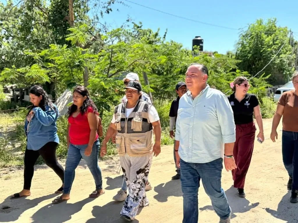 Arranque de obra de electrificación en la colonia Los Mezquites, Cabo San Lucas