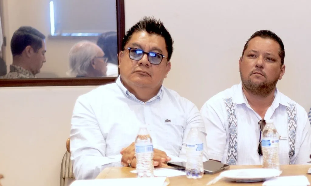 Recorrido de autoridades por la obra del Hospital Regional del IMSS en Los Cabos
