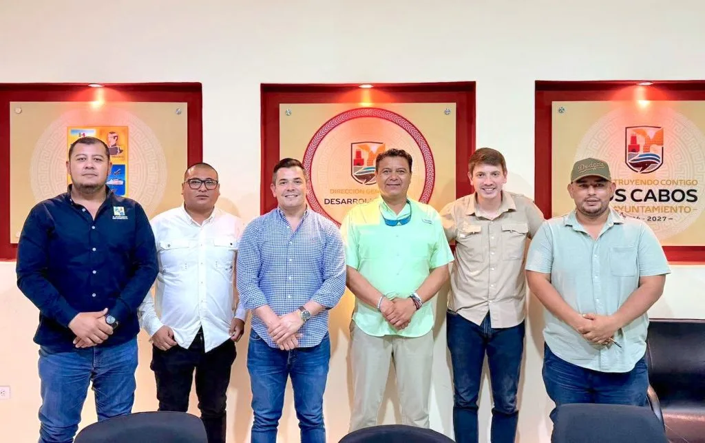 Planning meeting for the Copa Presidente fishing tournament in Cabo San Lucas