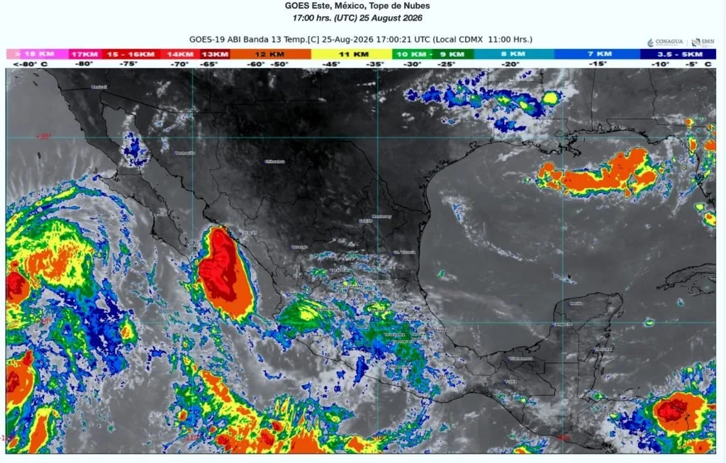 Gray storm clouds over the Los Cabos municipality
