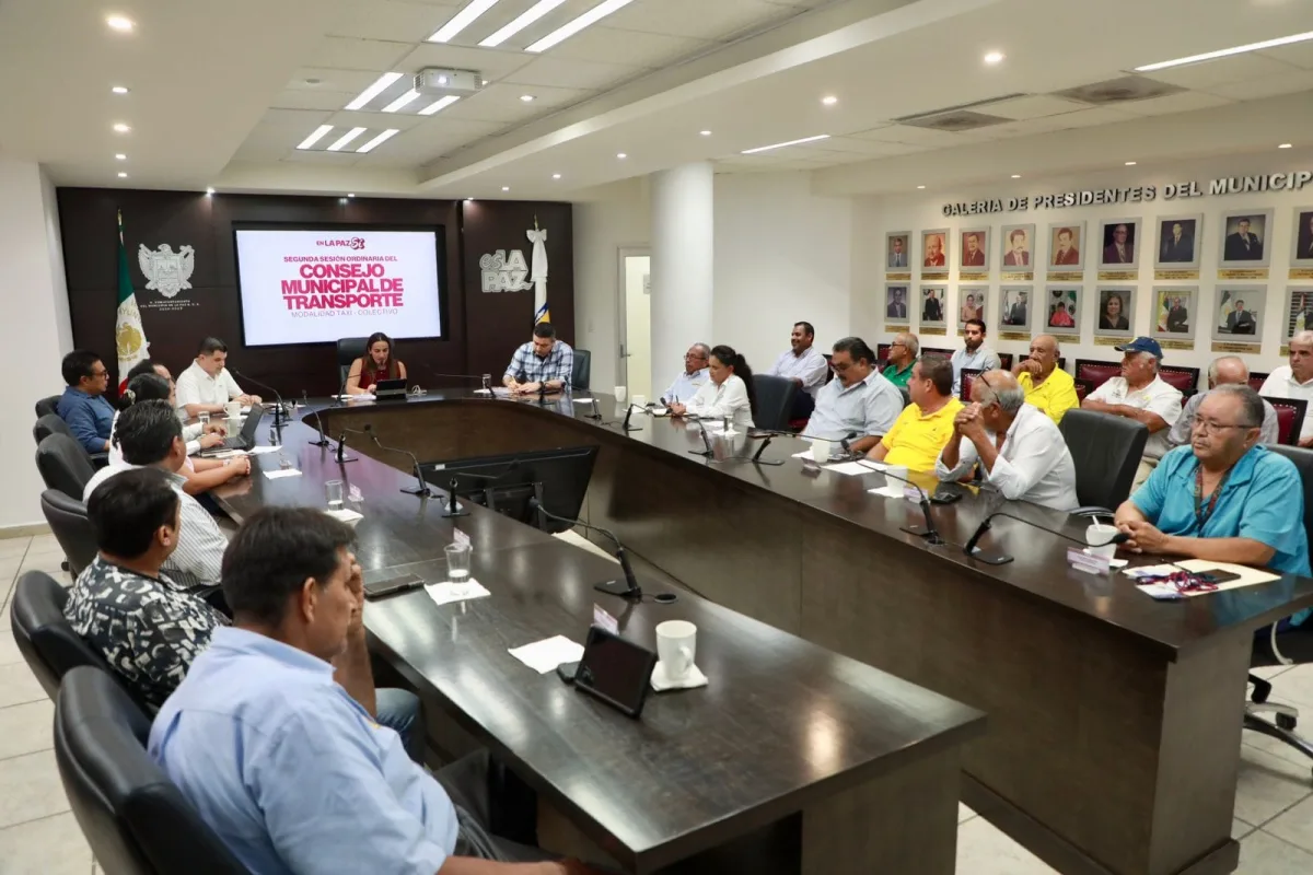 Sesión del Consejo Municipal de Transporte de La Paz donde se aprobó la actualización de tarifas