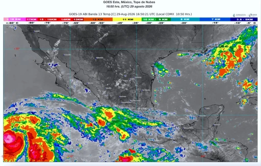 Los Cabos Civil Protection staff monitoring the Pacific forecast