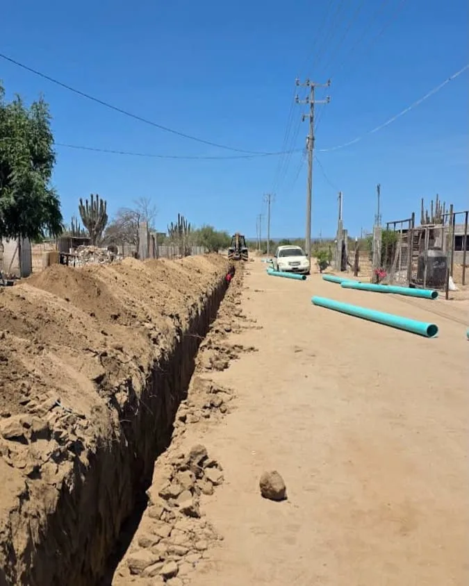 Obra de red sanitaria en la colonia Ampliación La Pitahaya de La Paz