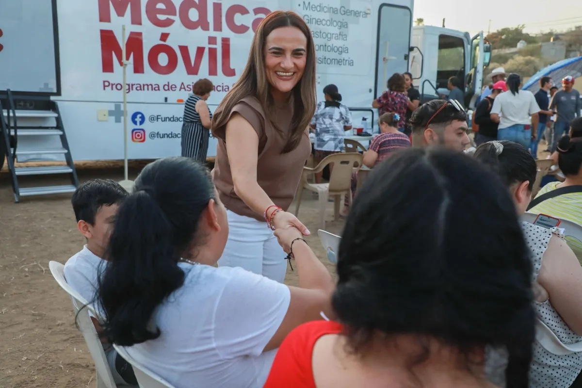 Brigadas municipales ofrecen servicios a familias en Todos Santos, delegación de La Paz