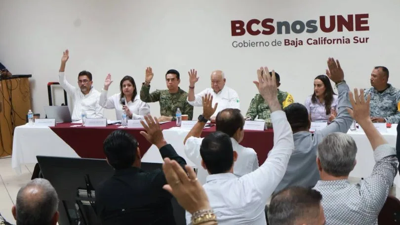 Sesión del Consejo Estatal de Protección Civil de Baja California Sur por el huracán Marie